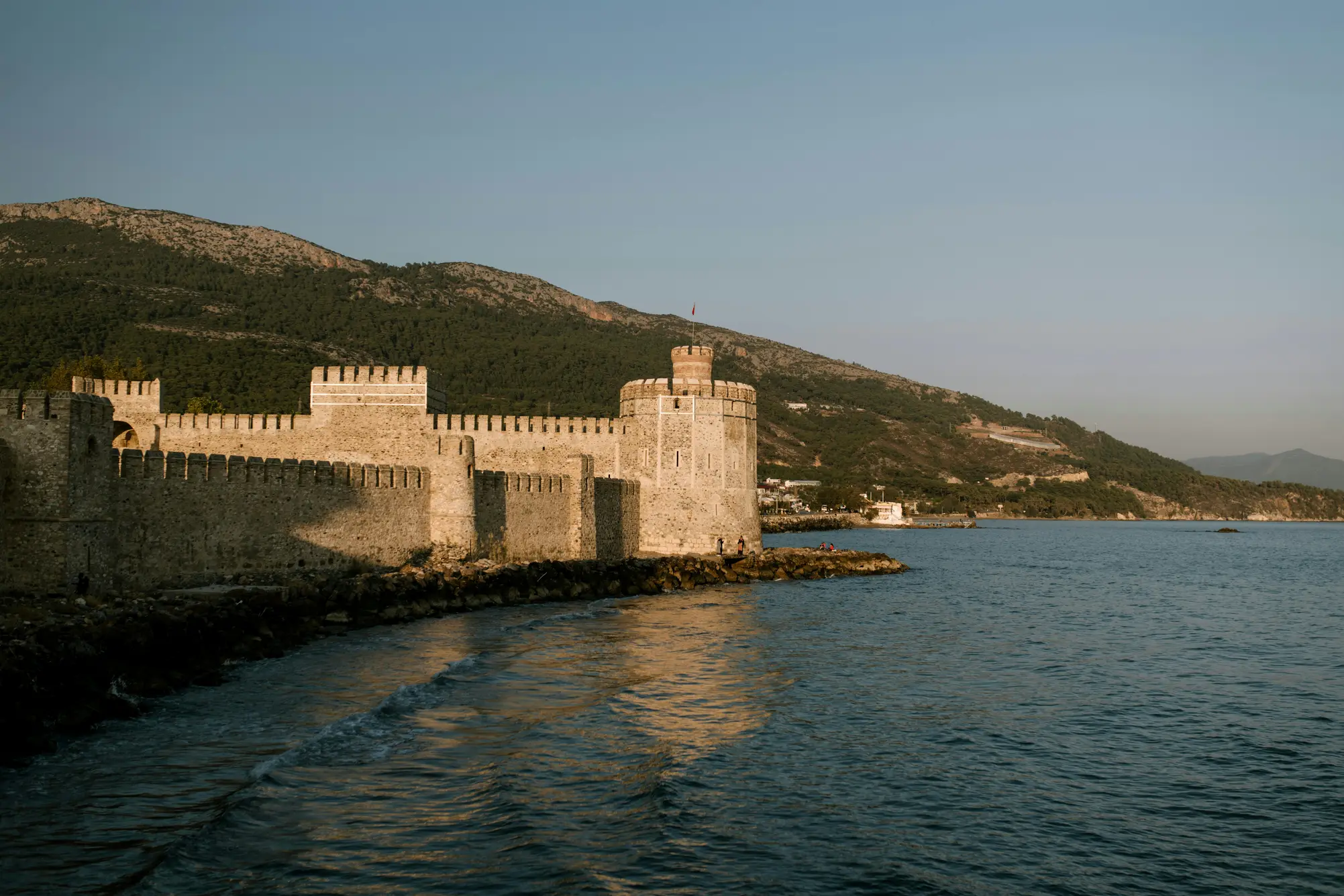 Adoni Fort